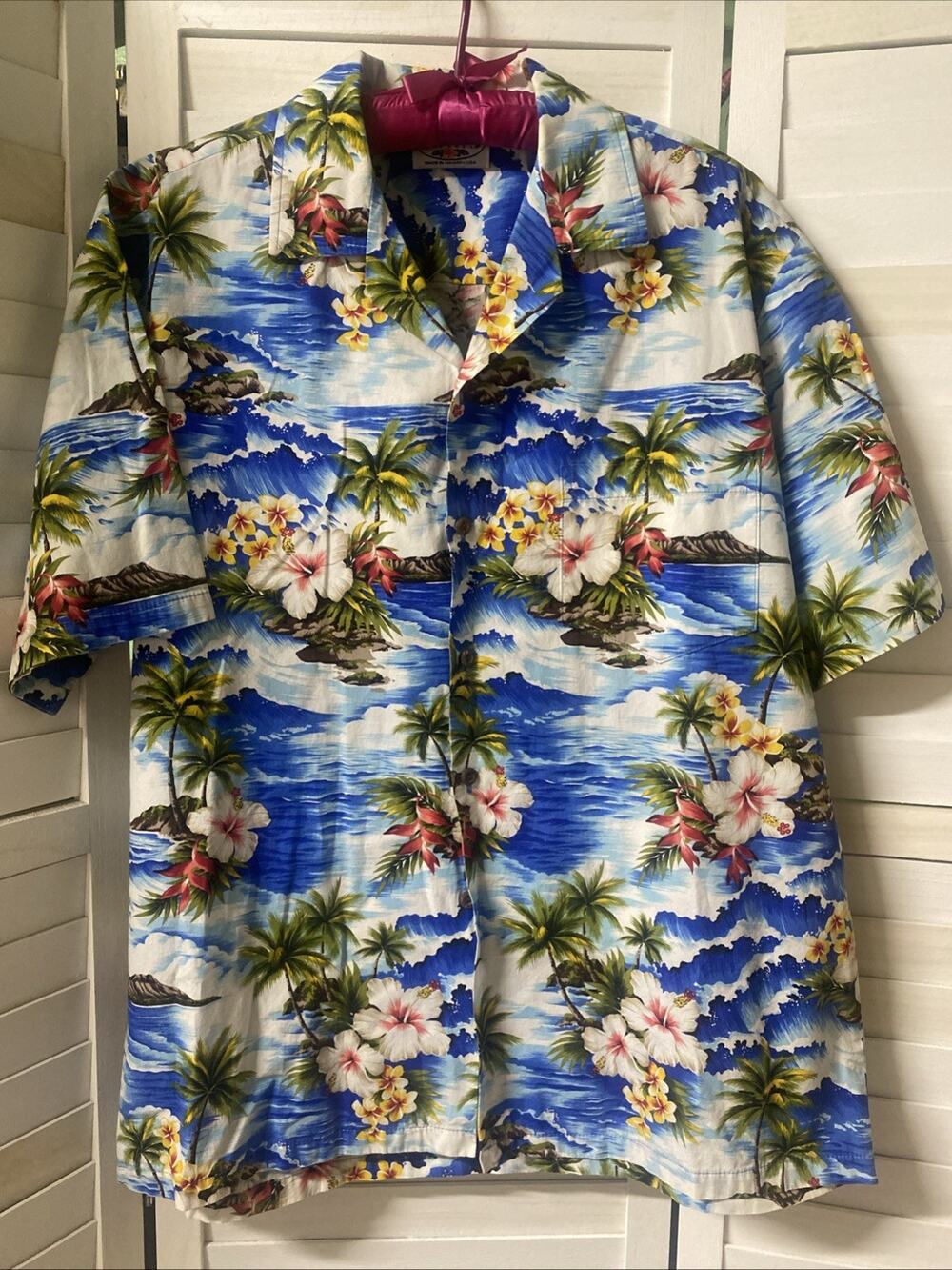Pacific Legend Apparel Men's LRG Hawaiian Tropical Floral Cotton Button-Up Shirt
